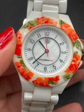 Isaac Mizrahi Live! Women's Watch White Ceramic Pearl Floral Bezel IMZ352